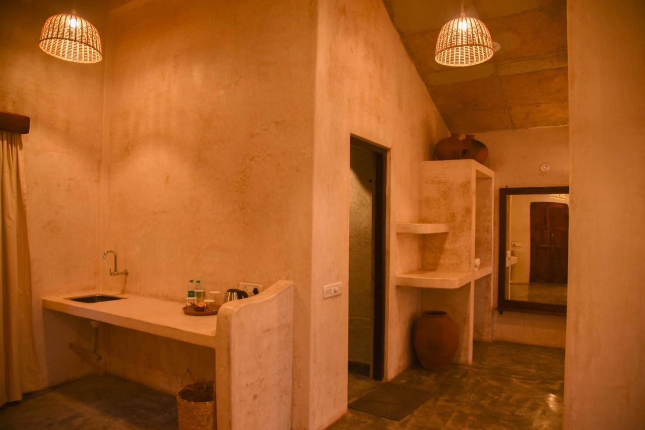 Silent Beach Resort Mandrem Extérieur photo