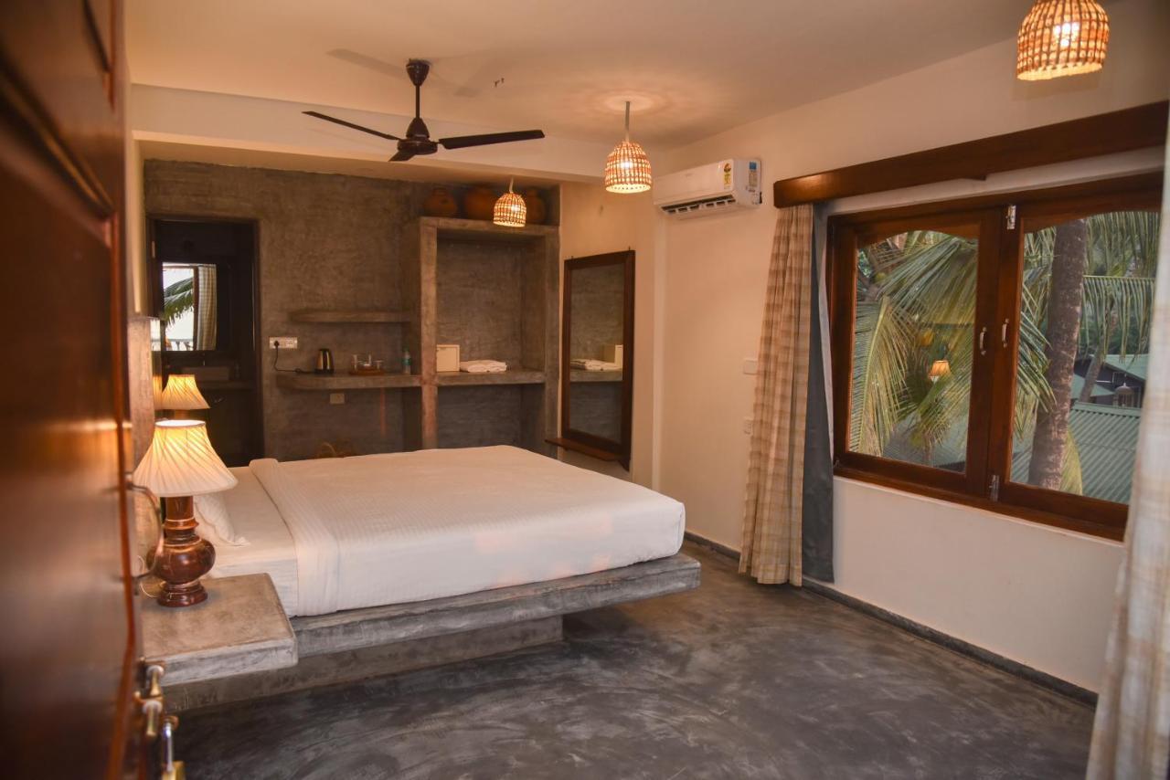 Silent Beach Resort Mandrem Extérieur photo