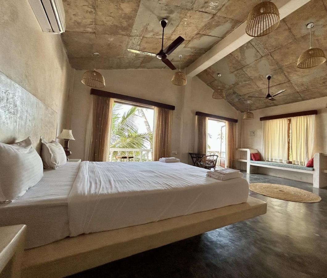 Silent Beach Resort Mandrem Extérieur photo