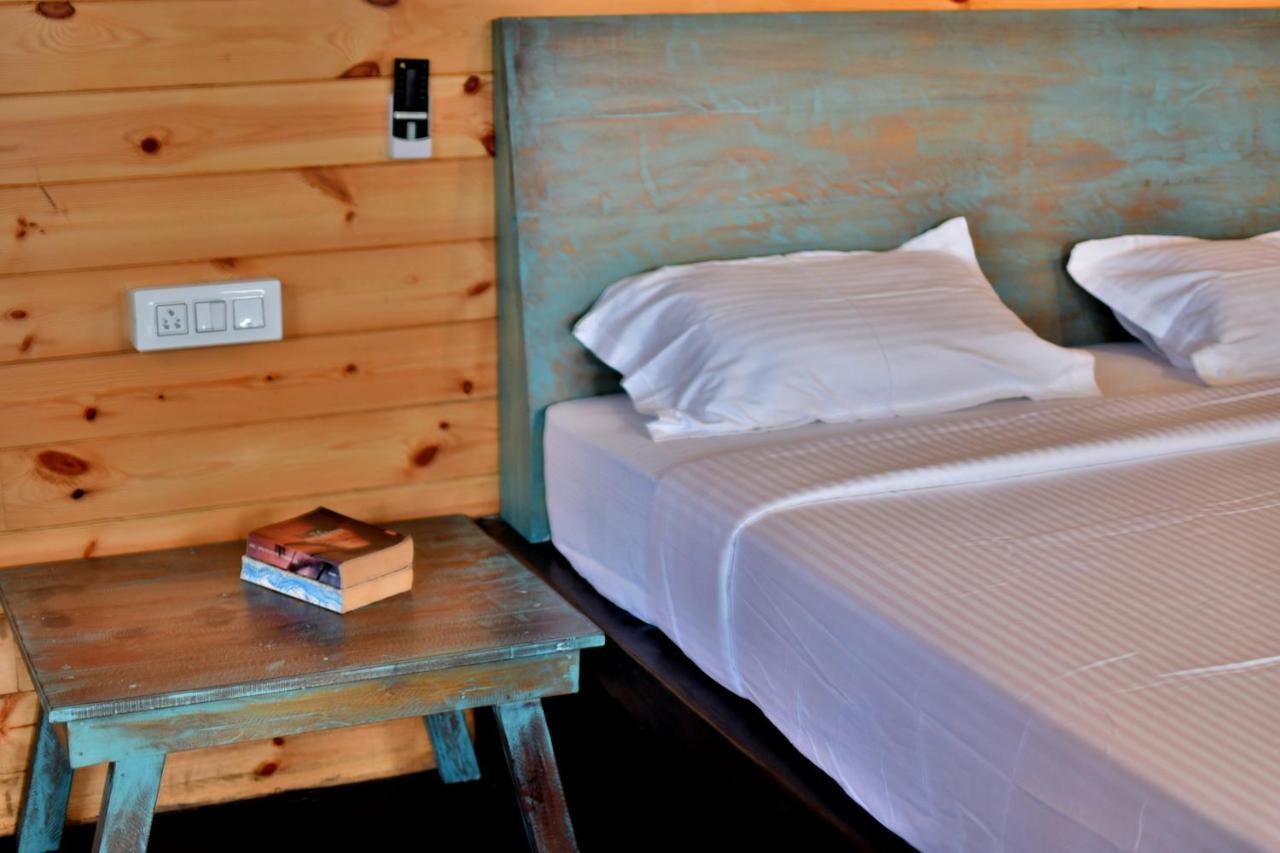 Silent Beach Resort Mandrem Extérieur photo