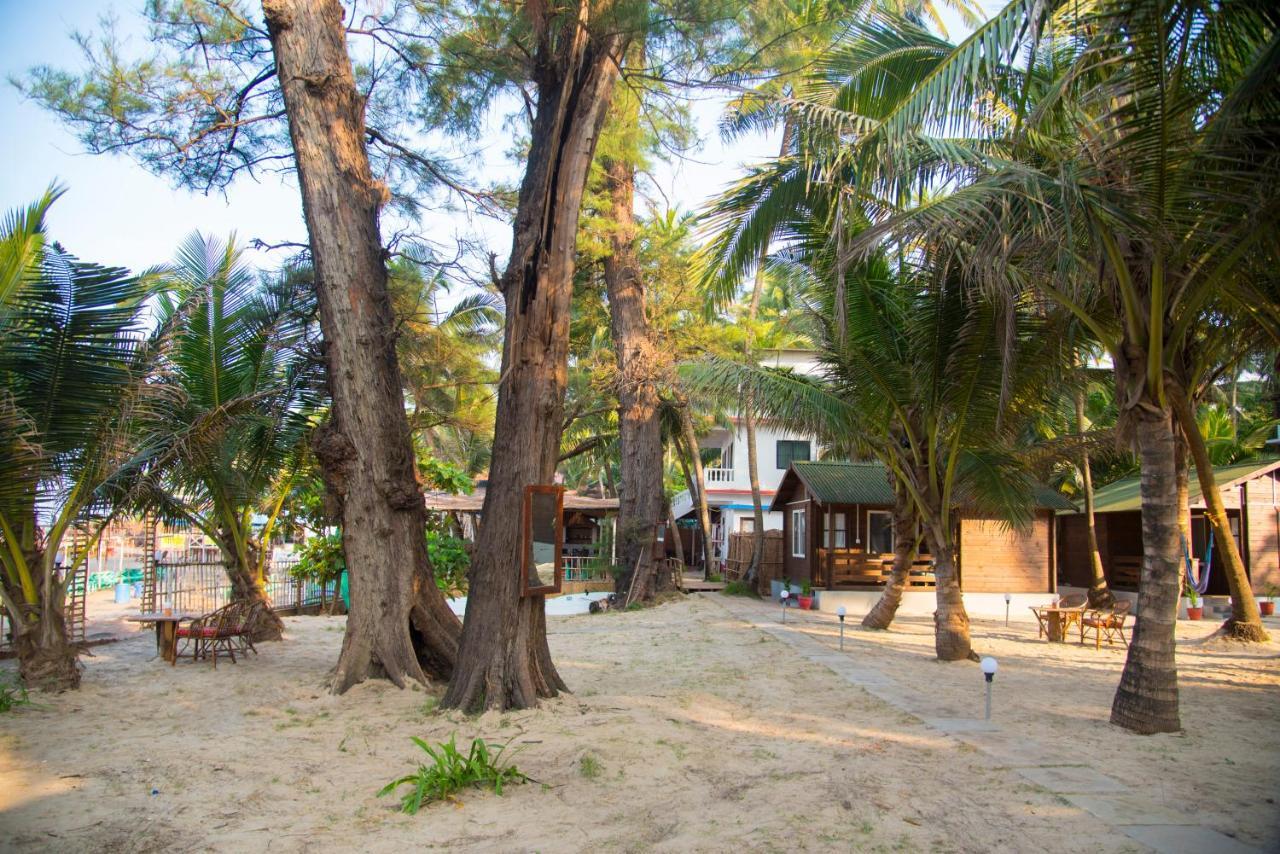 Silent Beach Resort Mandrem Extérieur photo