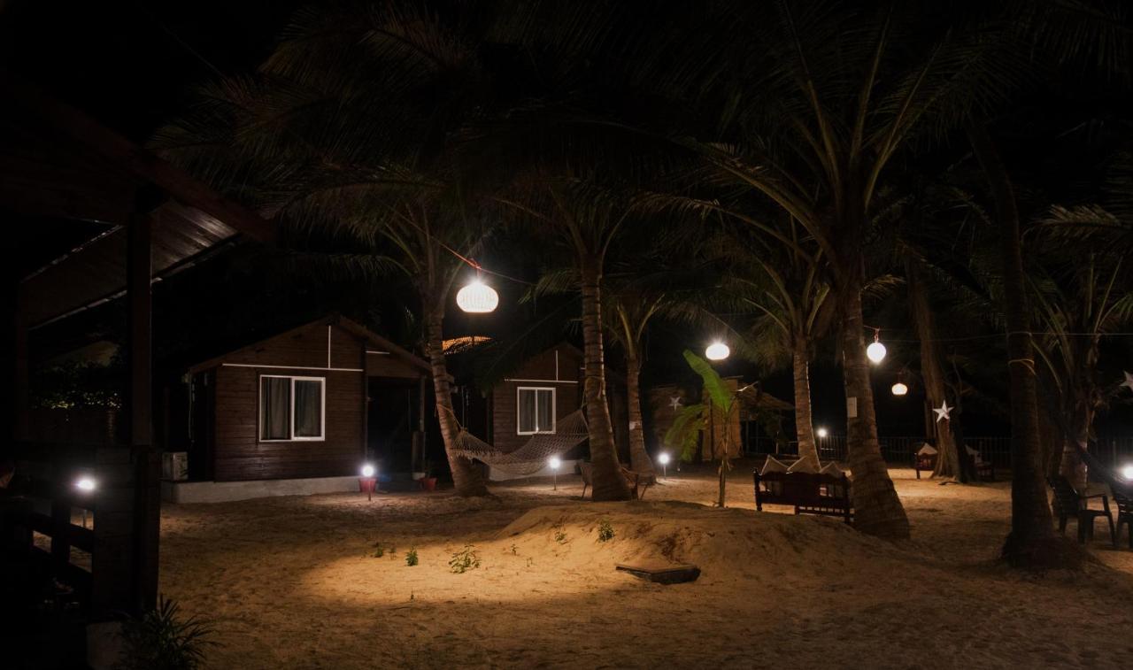 Silent Beach Resort Mandrem Extérieur photo